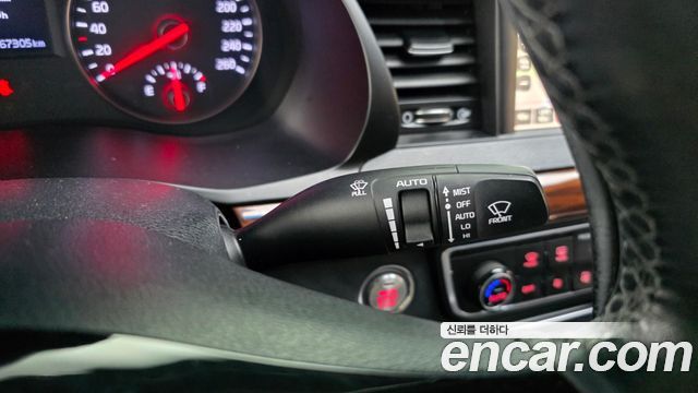 Kia K7 2016 — photo 36