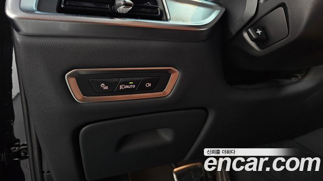 BMW X7 2025 — photo 28