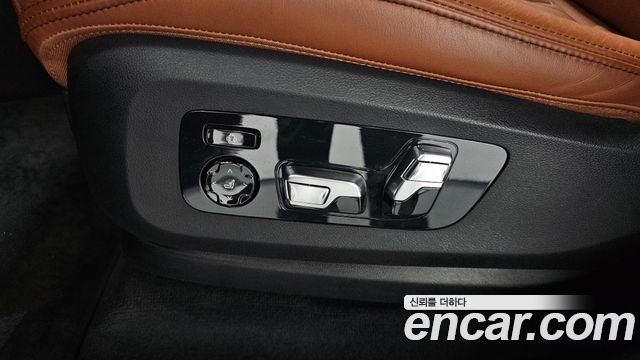 BMW X7 2025 — photo 30