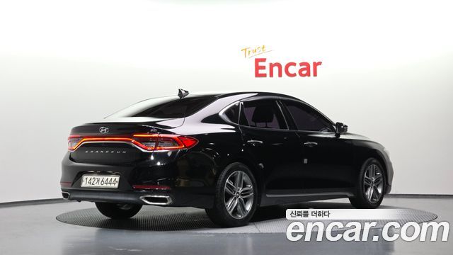Hyundai Grandeur 2018 — photo 2