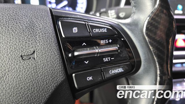 Hyundai Grandeur 2018 — photo 23