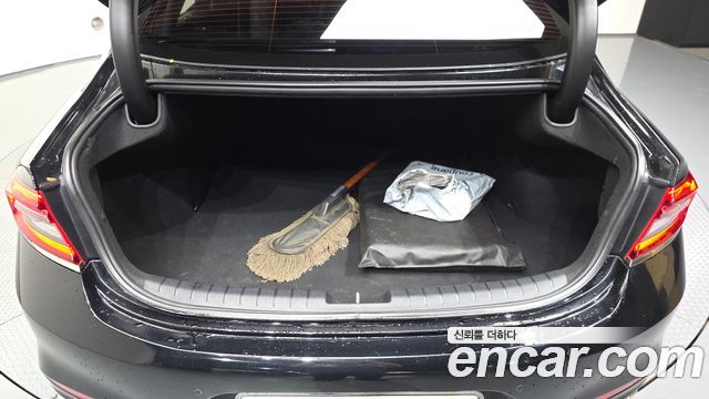 Hyundai Grandeur 2018 — photo 26