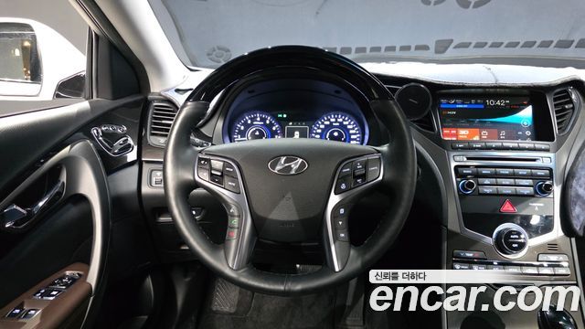 Hyundai Grandeur 2016 — photo 19