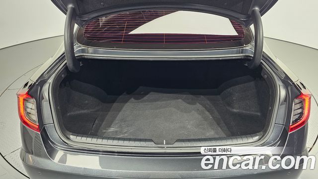 Hyundai Sonata 2021 — photo 26