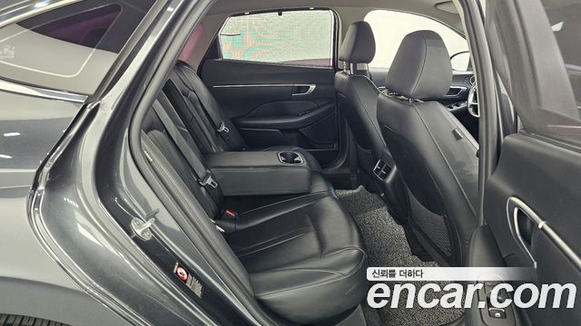 Hyundai Sonata 2021 — photo 16