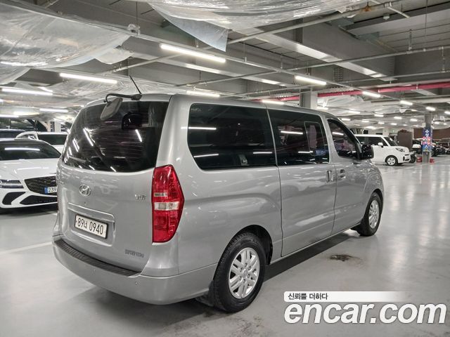 Hyundai Starex 2017 — photo 3