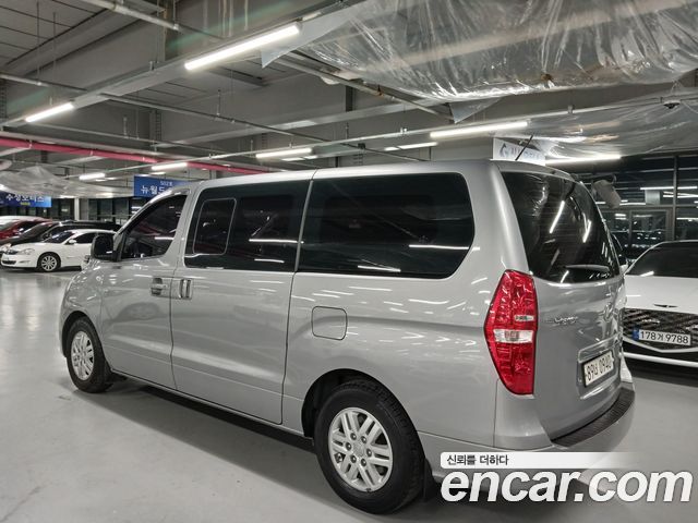 Hyundai Starex 2017 — photo 4