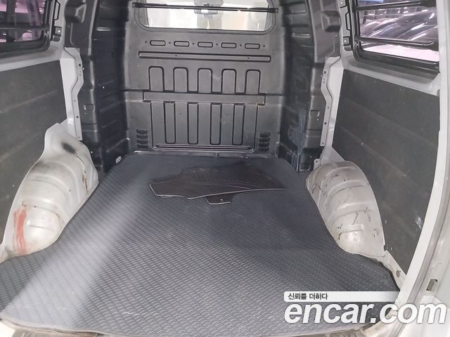 Hyundai Starex 2017 — photo 19