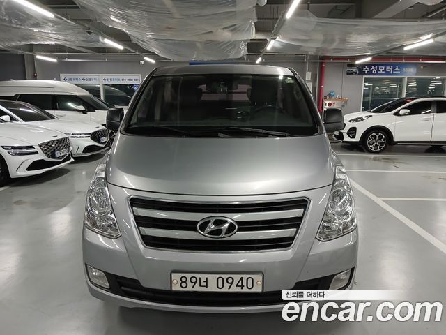 Hyundai Starex 2017 — photo 20