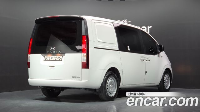 Hyundai Staria 2022 — photo 2