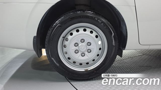 Hyundai Staria 2022 — photo 5