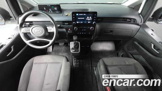 Hyundai Staria 2022 — photo 10