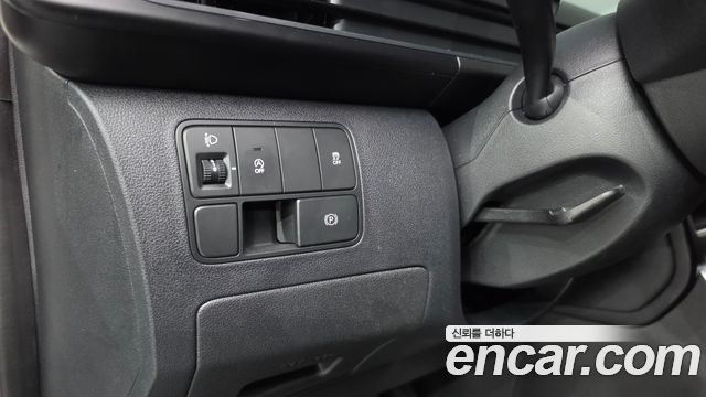 Hyundai Staria 2022 — photo 22