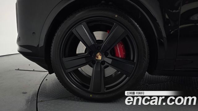 Porsche Cayenne 2025 — photo 5