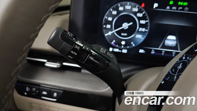 Kia Canival 2023 — photo 35