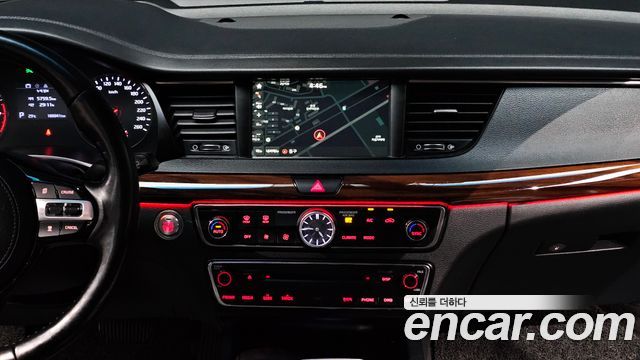 Kia K7 2016 — photo 20