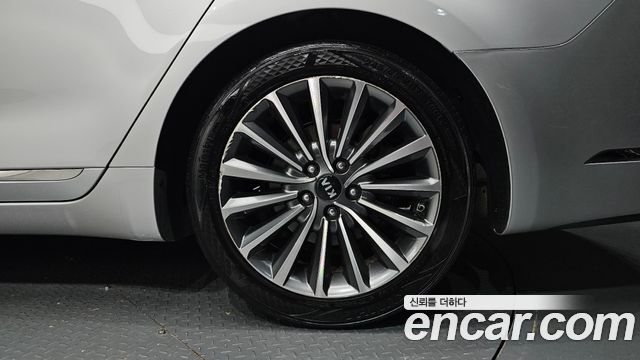 Kia K7 2016 — photo 7
