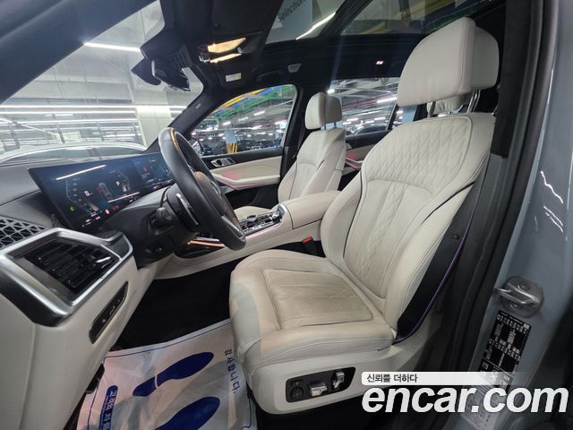 BMW X7 2025 — photo 10