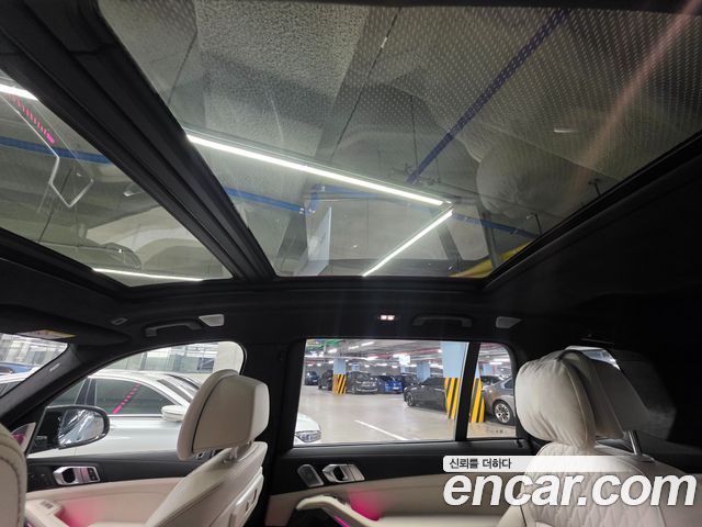 BMW X7 2025 — photo 18