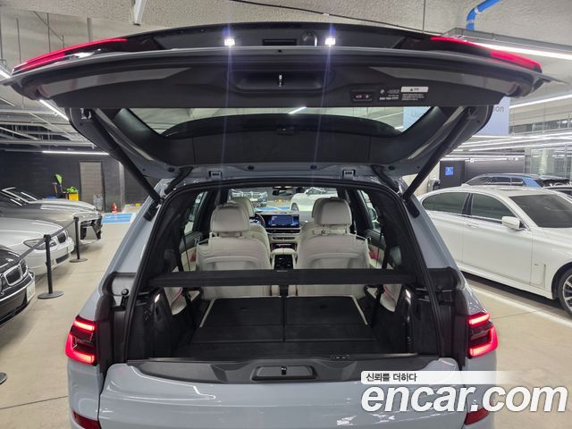 BMW X7 2025 — photo 19
