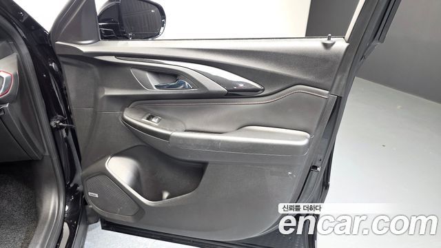 Chevrolet Korea Trailblazer 2021 — photo 14