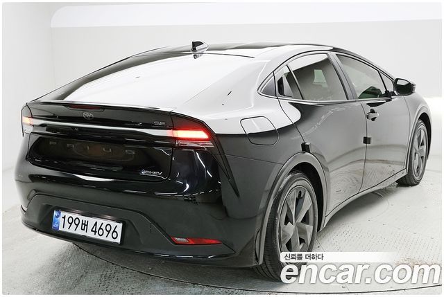 Toyota Prius 2024 — photo 4