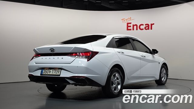 Hyundai AVANTE 2021 — photo 2