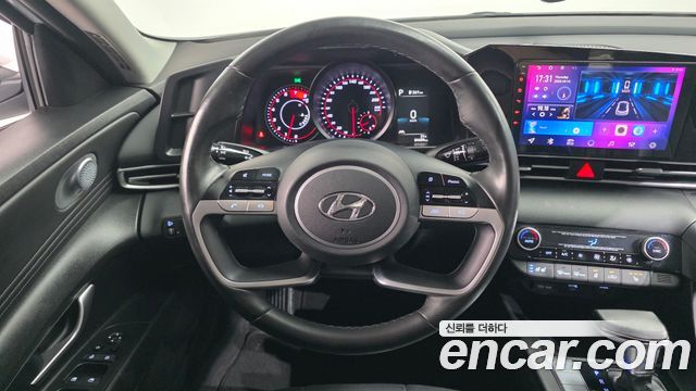 Hyundai AVANTE 2021 — photo 13