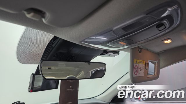 Hyundai AVANTE 2021 — photo 17