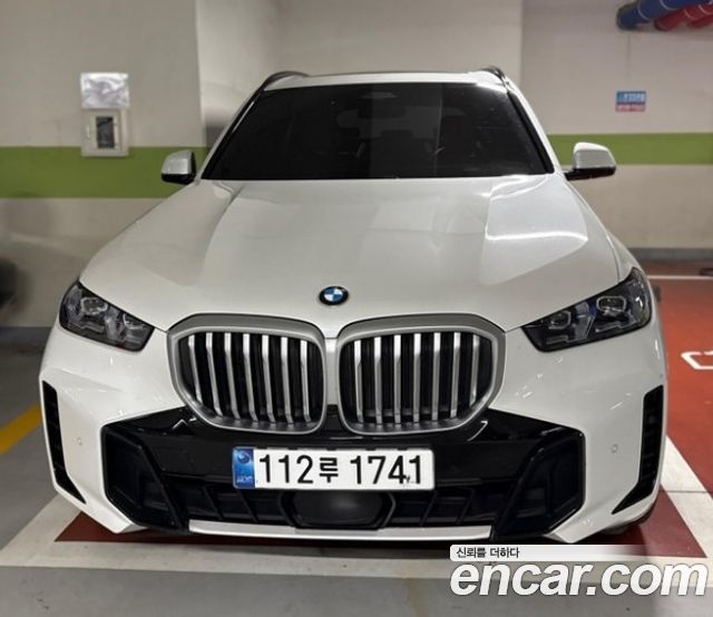 BMW X5 2025 — photo 1
