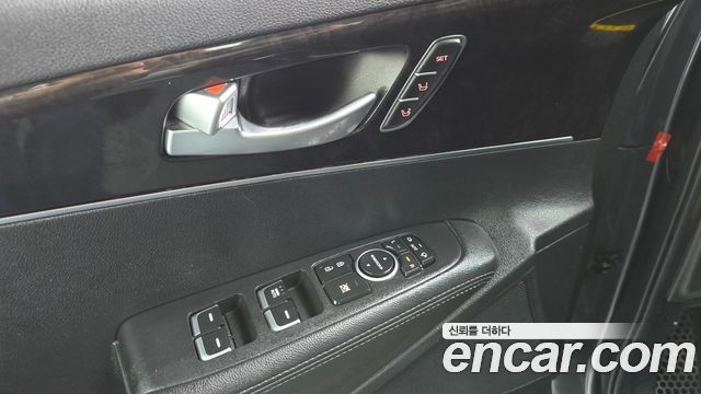 Kia Sorento 2015 — photo 28