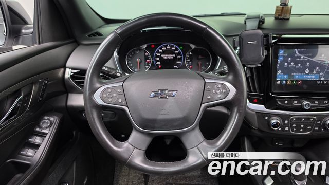 Chevrolet Korea Traverse 2022 — photo 13