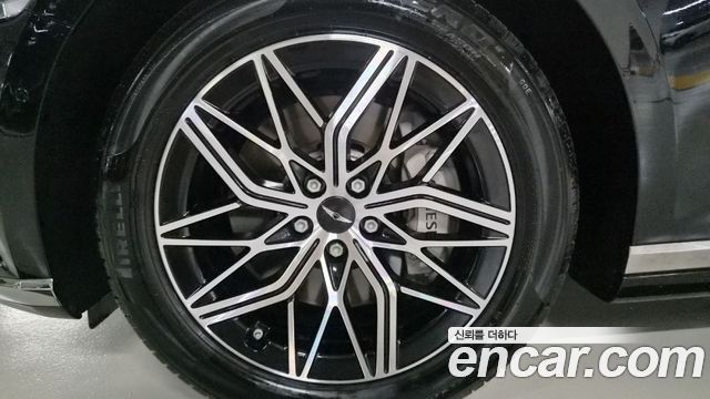 Genesis G90 2023 — photo 5