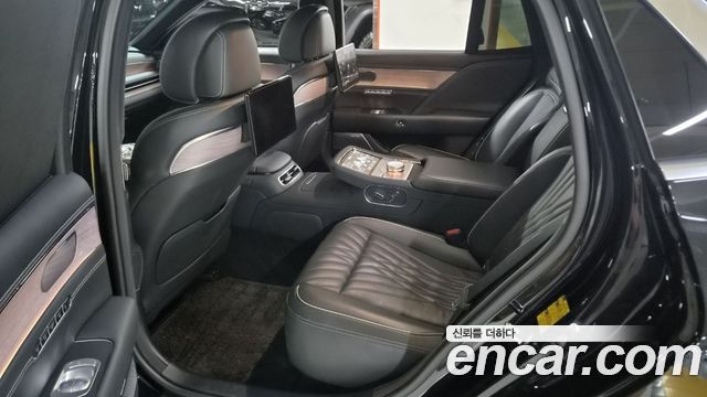 Genesis G90 2023 — photo 12