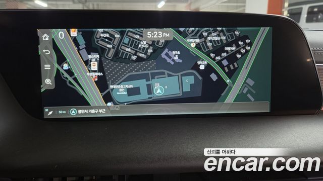 Genesis G90 2023 — photo 16