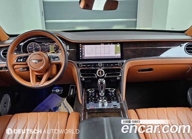 Bentley Flying Spur 2021 — photo 7