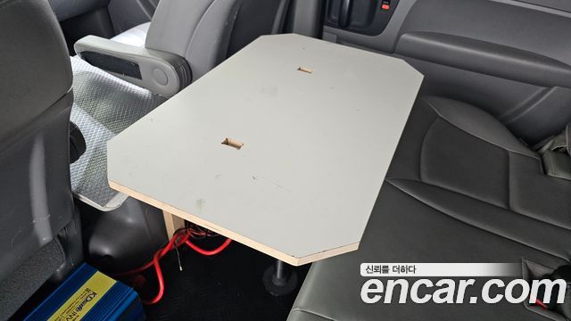 Hyundai Starex 2017 — photo 27