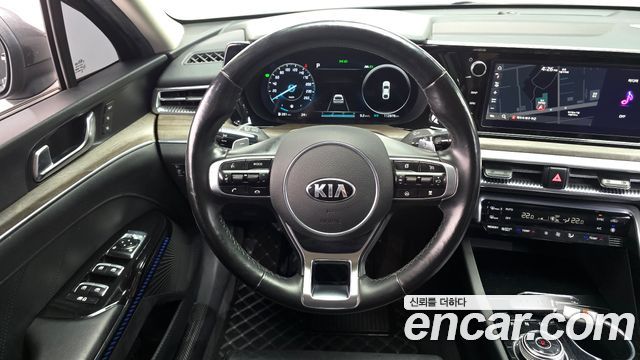 Kia K5 2020 — photo 12