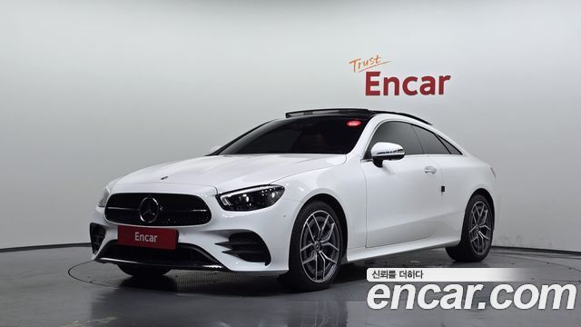 Mercedes-Benz E-Class 2023 — photo 1