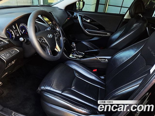 Hyundai Grandeur 2012 — photo 8