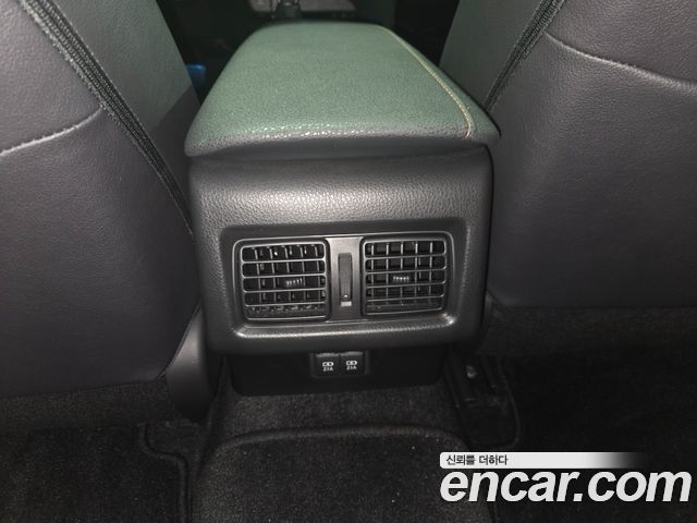 Toyota Camry 2019 — photo 11