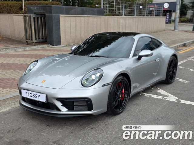 Porsche 911 2023 — photo 1