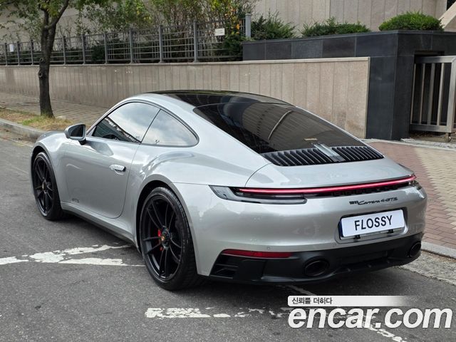 Porsche 911 2023 — photo 2