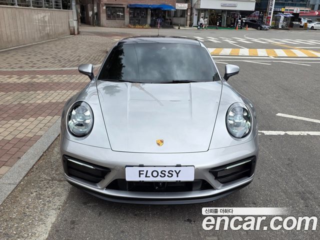 Porsche 911 2023 — photo 3