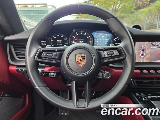 Porsche 911 2023 — photo 14