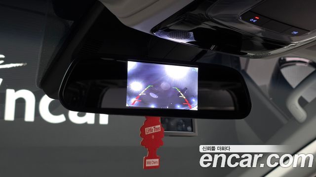 Hyundai Staria 2025 — photo 13
