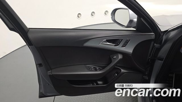 Audi A6 2018 — photo 14