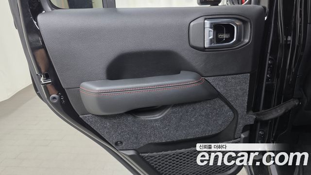 Jeep Gladiator 2022 — photo 15