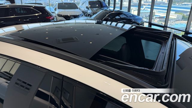 Mercedes-Benz GLC-Class 2026 — photo 13