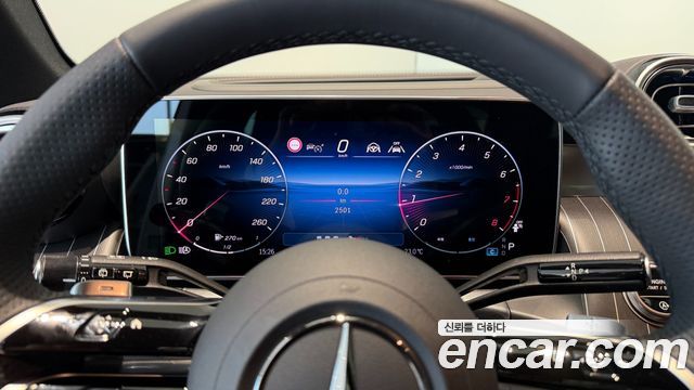 Mercedes-Benz GLC-Class 2026 — photo 15